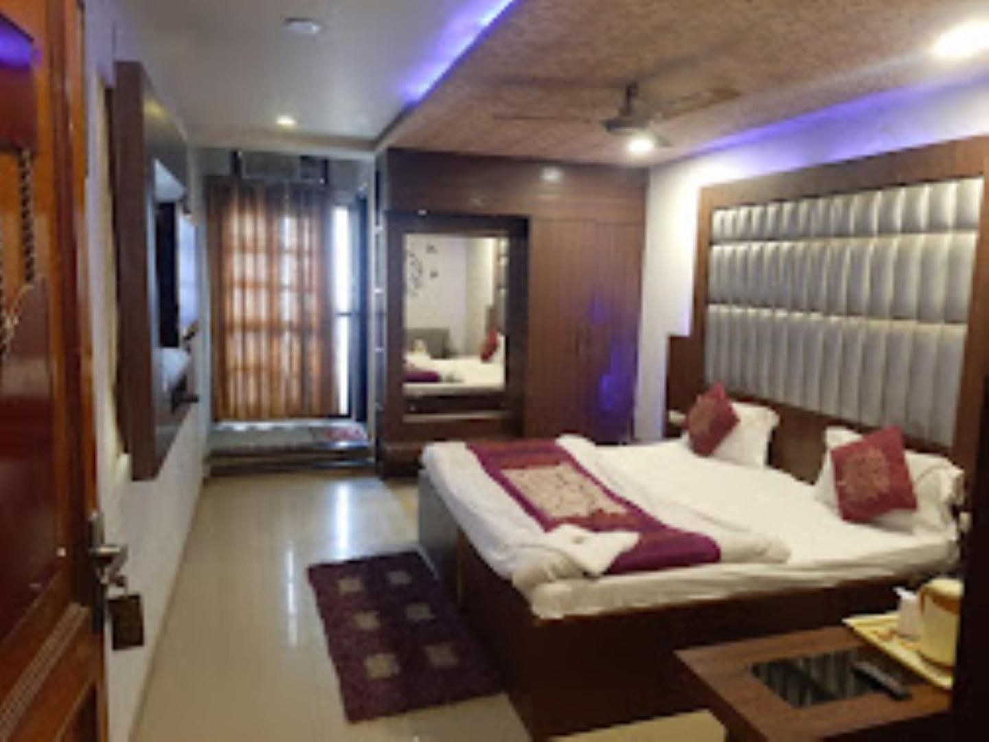 The Gagan Plaza Hotel Kanpur Exterior foto